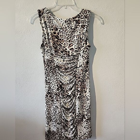 Calvin Klein Elegant Leopard Print Sheath Dress size 6 Stretch With Zip Business - Picture 5 of 6